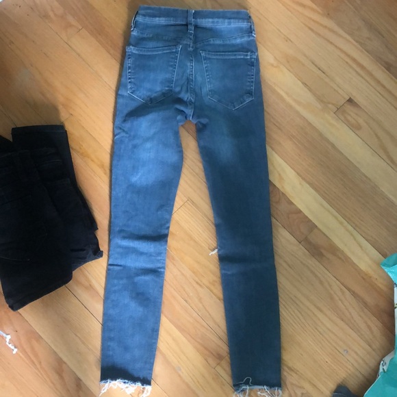 Free people distressed jeans - Picture 2 of 2
